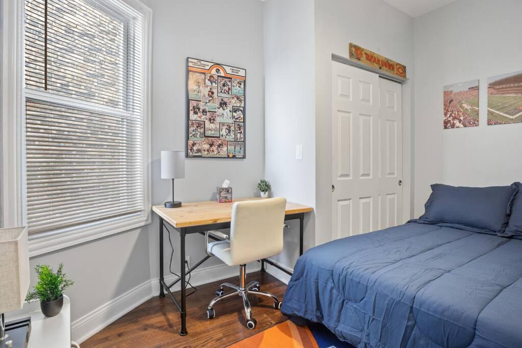 Photo of Bedroom in Wrigleyville
