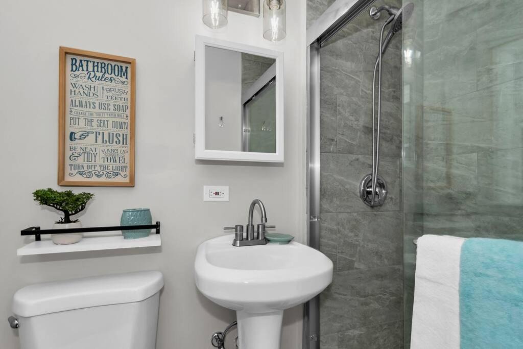 Photo of Bathroom in Schaumburg