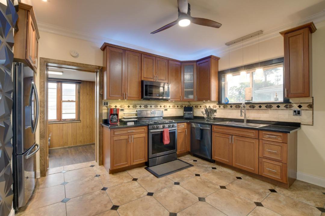Photo of Kitchen in Maywood