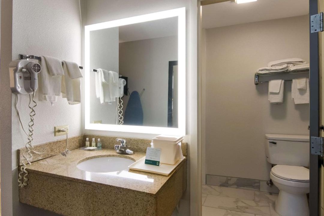 Photo of Bathroom in Fox Valley