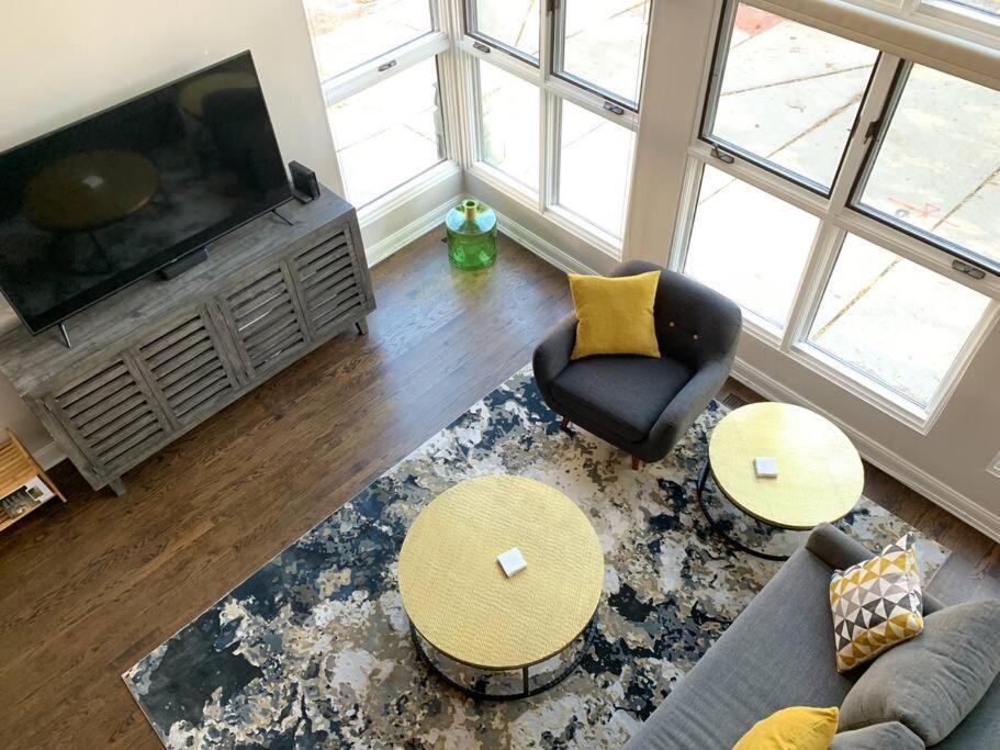 Photo of Livingroom in Sheffield Neighbors