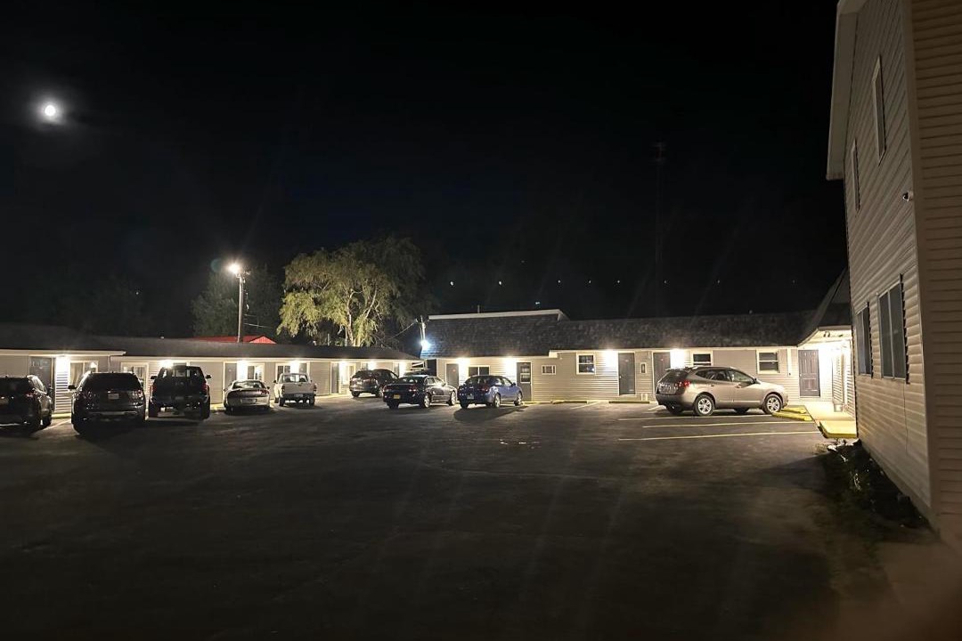 Photo of Others in Armstrong