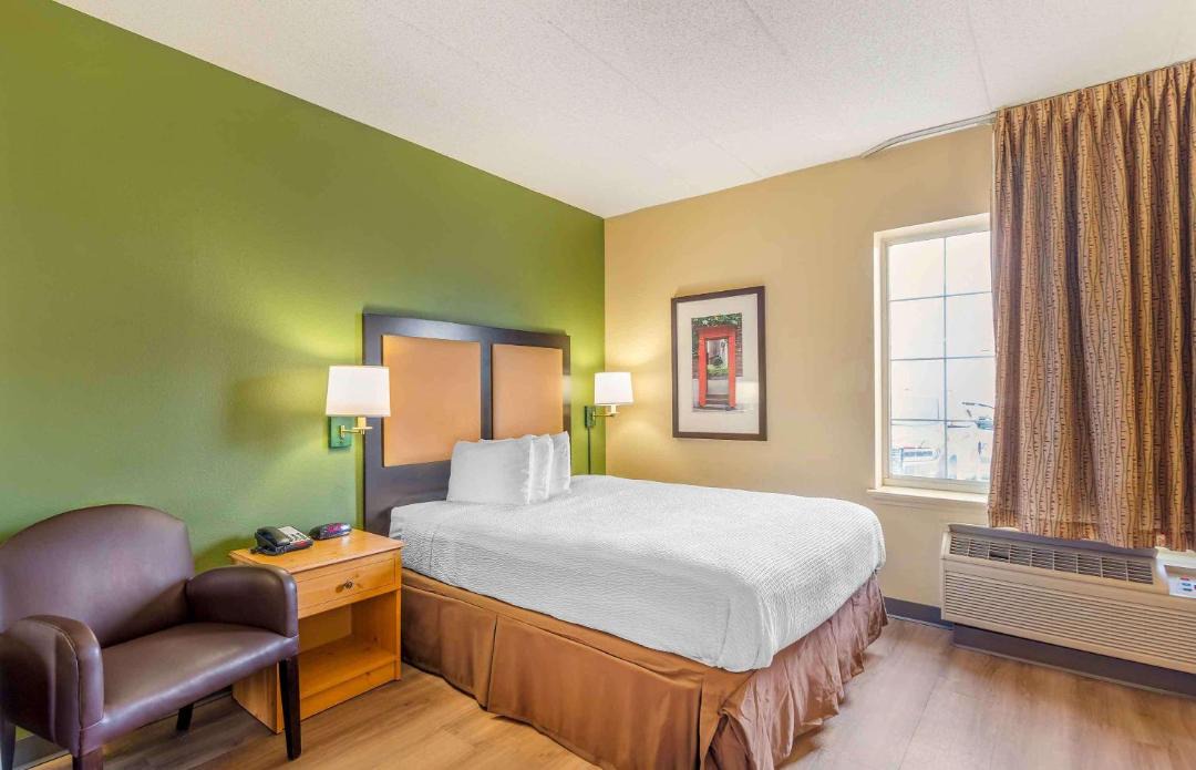 Photo of Bedroom in Lombard