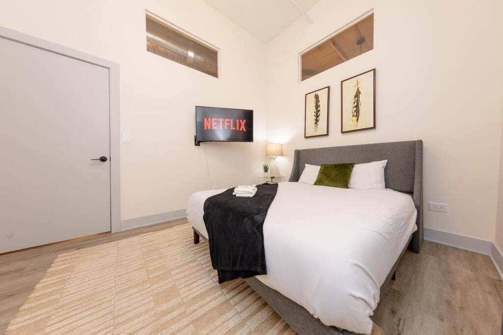 Photo of Bedroom in Near South Side
