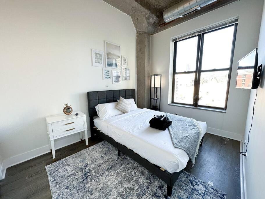 Photo of Bedroom in Near South Side
