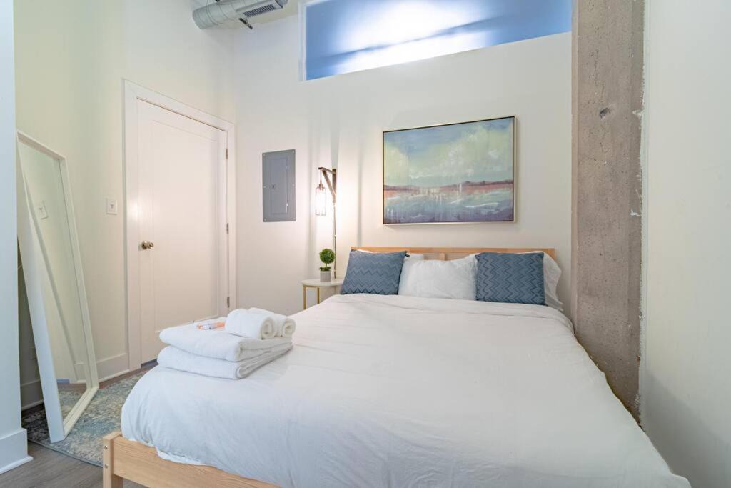 Photo of Bedroom in Near South Side