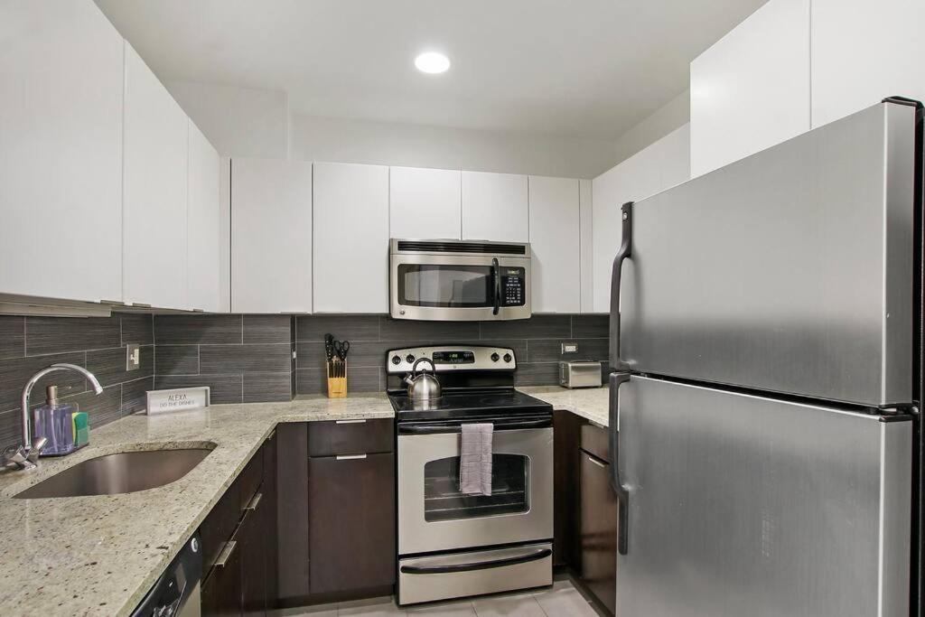Photo of Kitchen in East Hyde Park