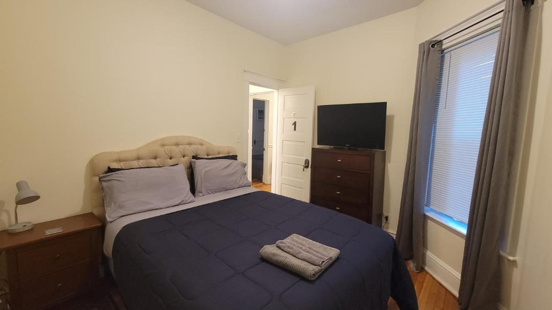Photo of Bedroom in Woodlawn