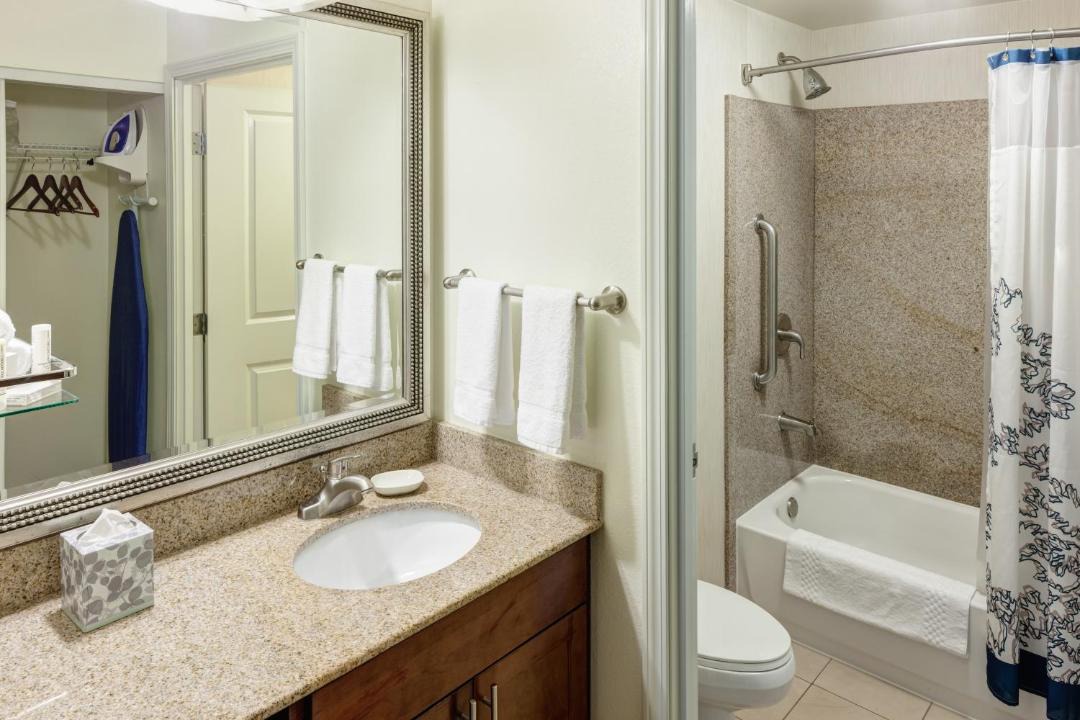 Photo of Bathroom in Lake Forest