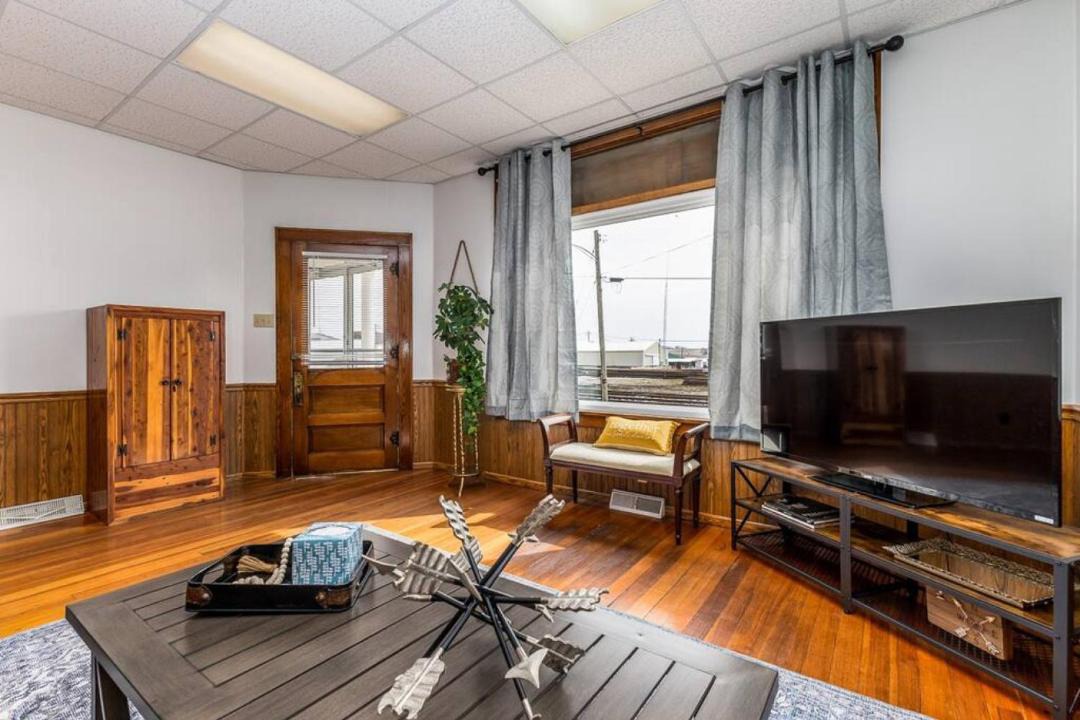 Photo of Livingroom in Scales Mound