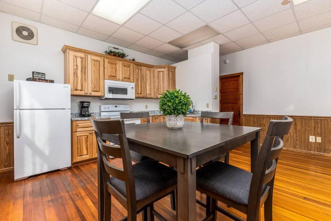 Photo of Kitchen in Scales Mound
