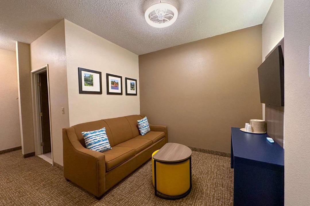 Photo of Livingroom in Rock Falls