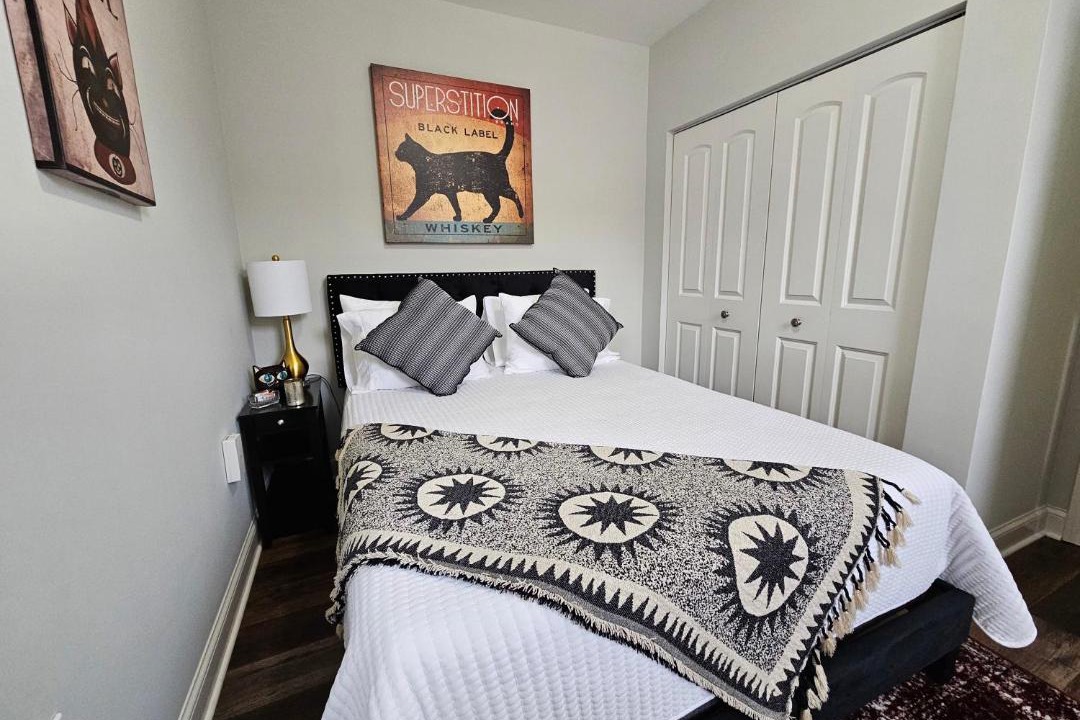 Photo of Bedroom in Champaign