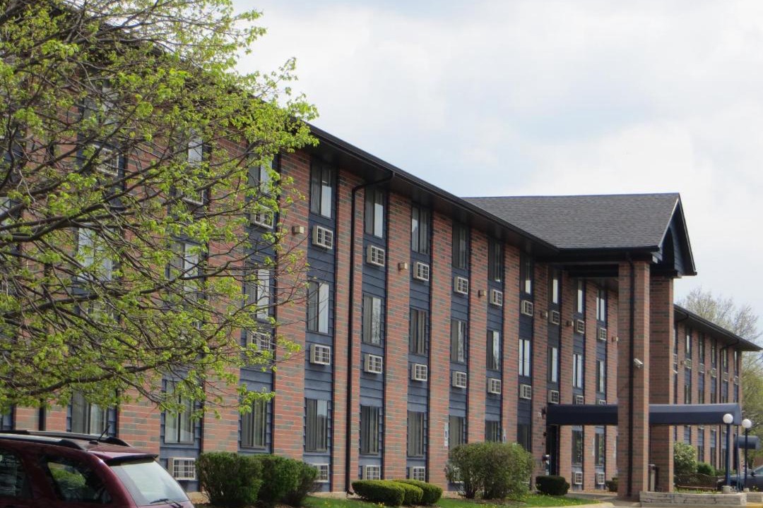 Photo of Buildings in Elk Grove Village