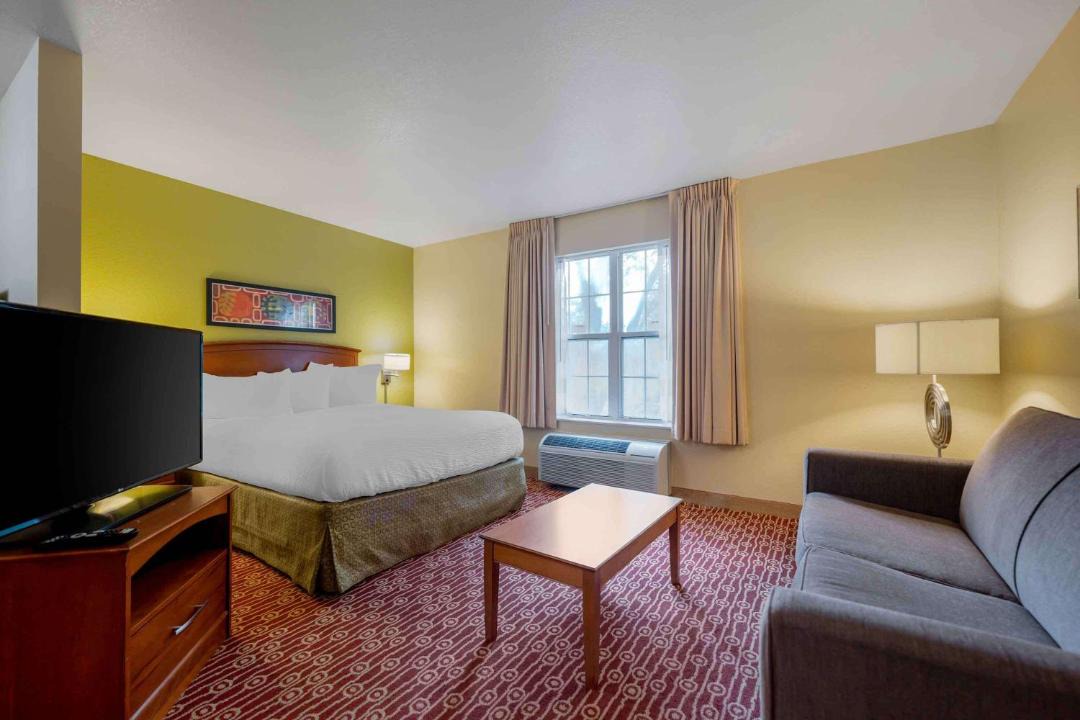 Photo of Bedroom in West Dundee