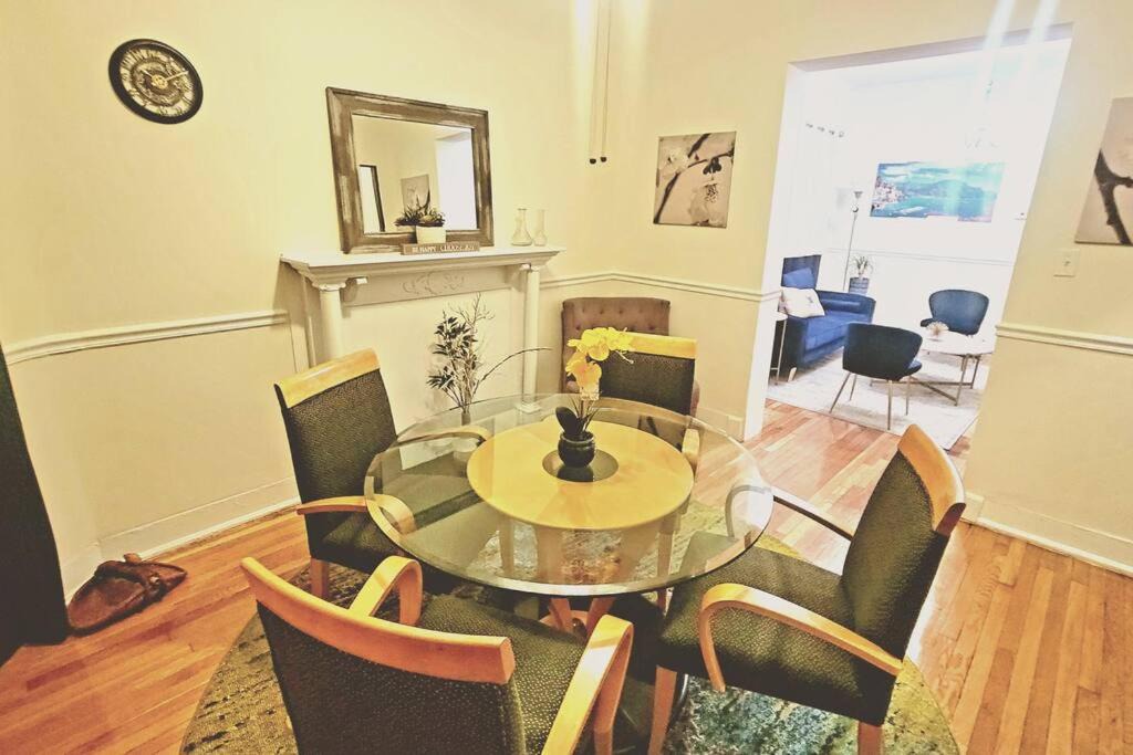 Photo of Livingroom in Woodlawn