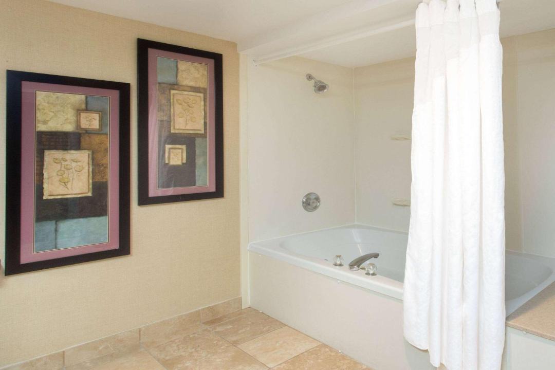 Photo of Bathroom in Champaign