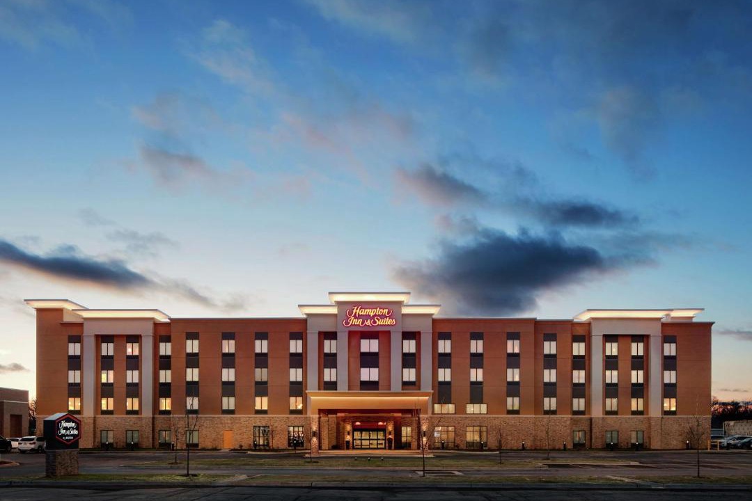Photo of Buildings in Waukegan