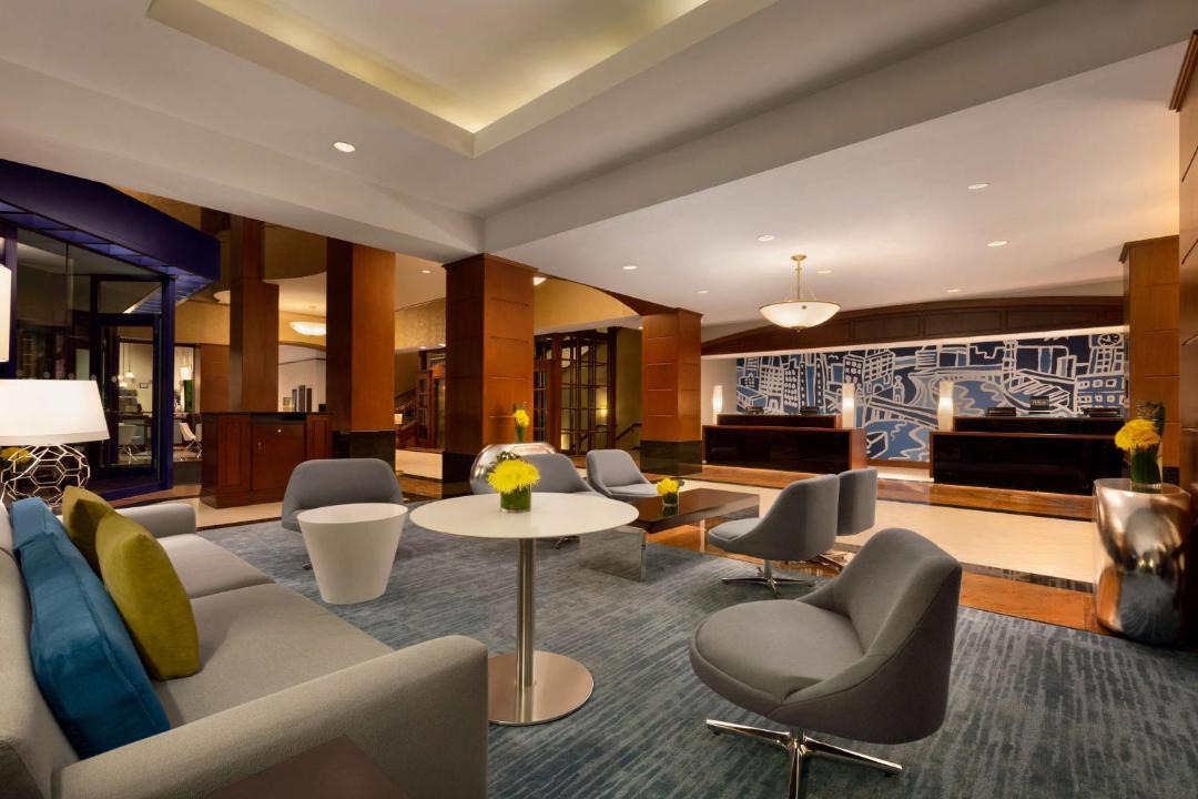 Photo of Livingroom in Streeterville