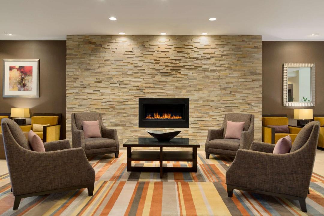 Photo of Livingroom in Deerfield
