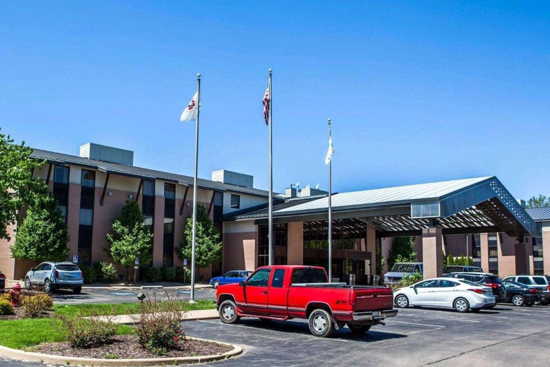 Photo of Buildings in Orange Prairie