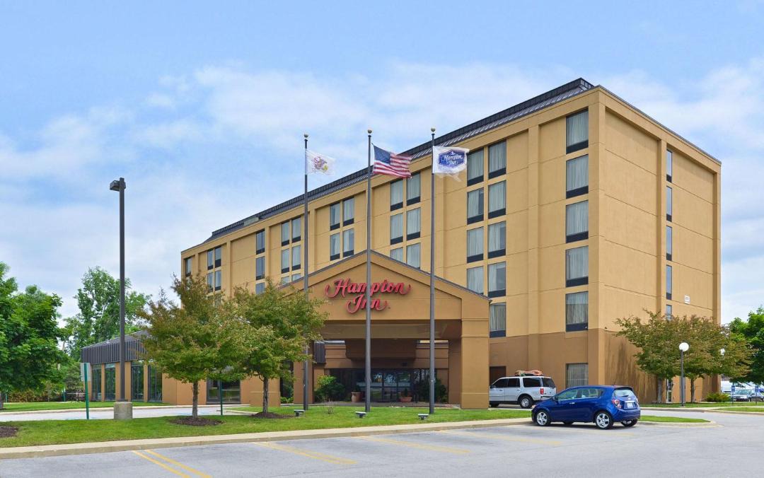 Photo of Buildings in Carol Stream