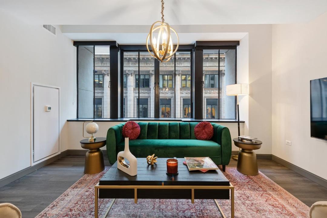 Photo of Livingroom in Downtown Chicago