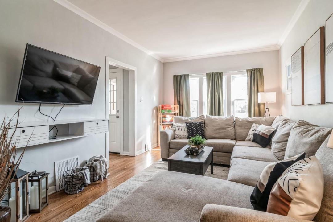 Photo of Livingroom in Forest Park