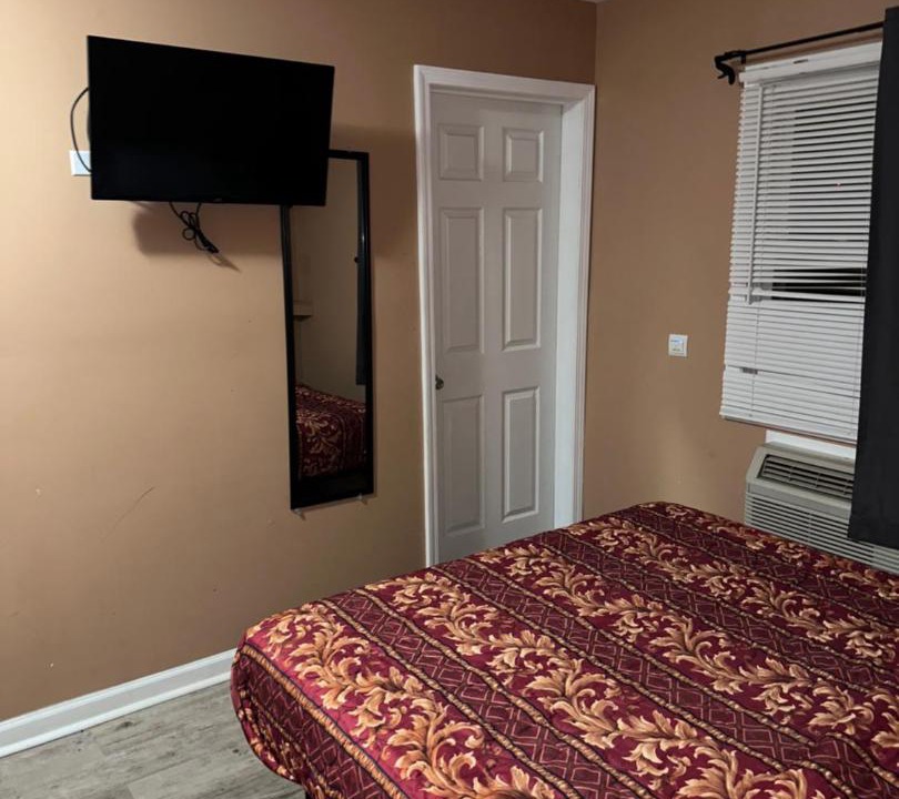 Photo of Bedroom in Streator