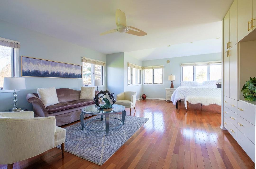Photo of Livingroom in Highland Park