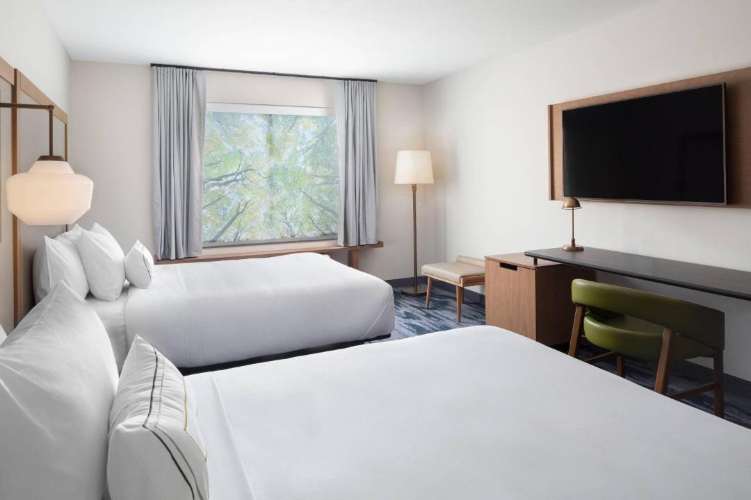 Photo of Bedroom in Russell
