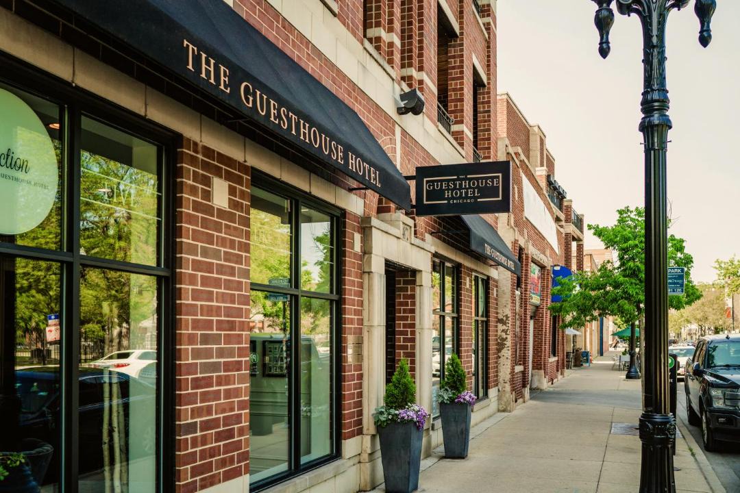 Photo of Others in Uptown