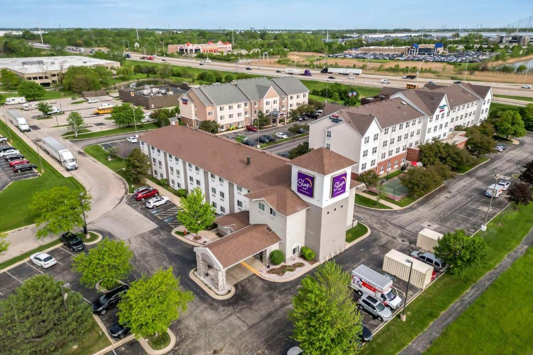 Photo of Buildings in Naperville