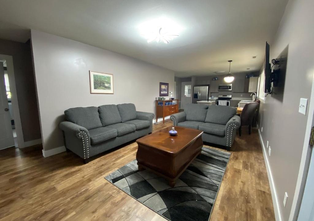 Photo of Livingroom in Fowler
