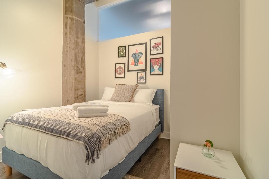 Photo of Bedroom in Near South Side