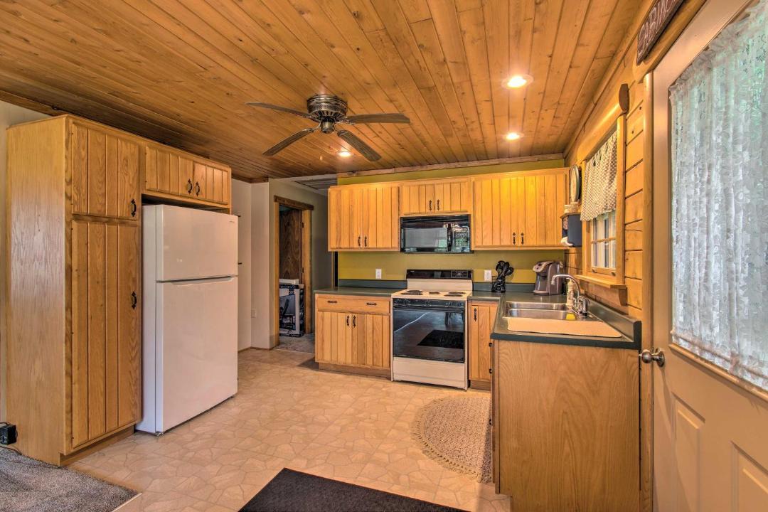 Photo of Kitchen in Camp Grove