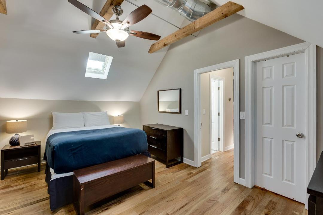 Photo of Bedroom in West Bucktown