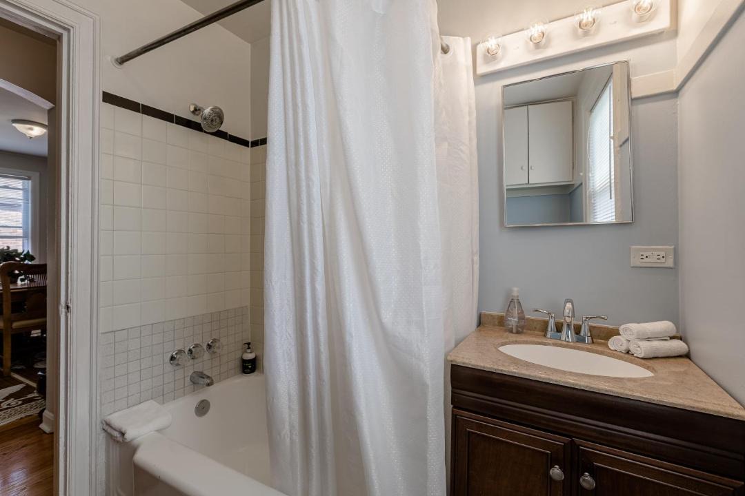 Photo of Bathroom in Evanston