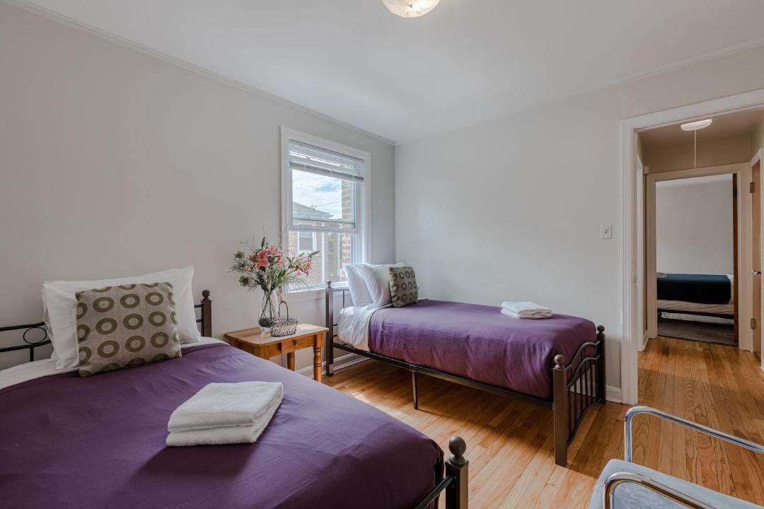 Photo of Bedroom in Evanston