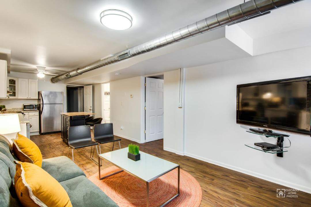 Photo of Livingroom in West Town