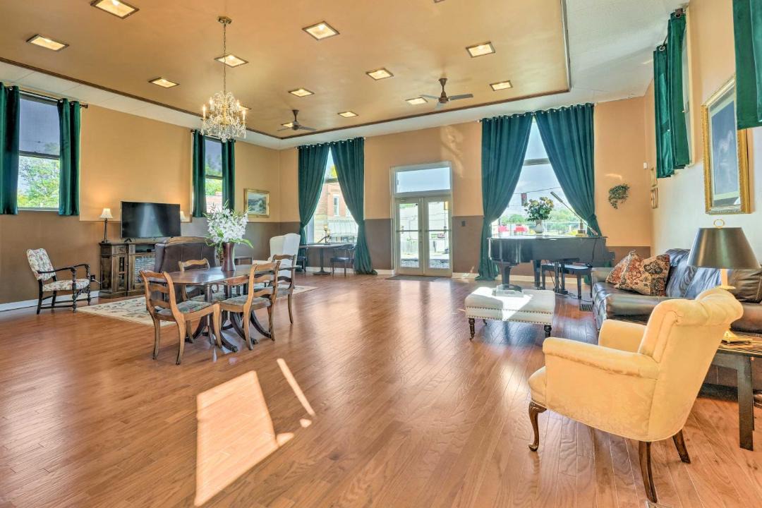 Photo of Livingroom in Bartonville