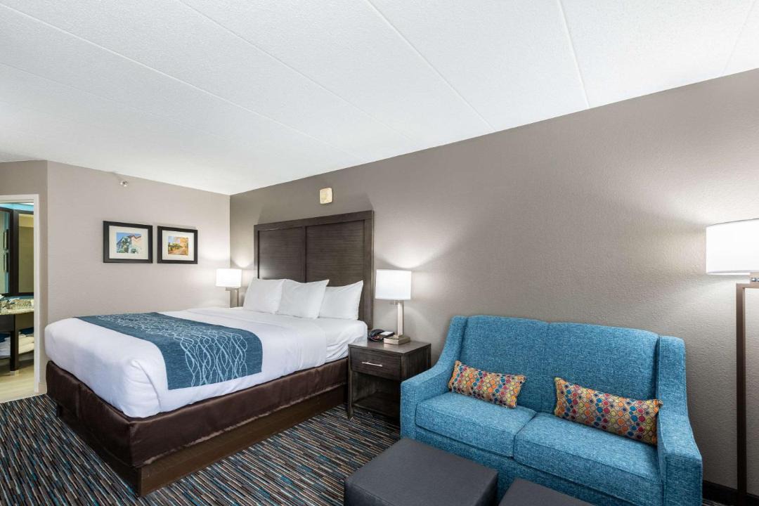 Photo of Bedroom in Schaumburg
