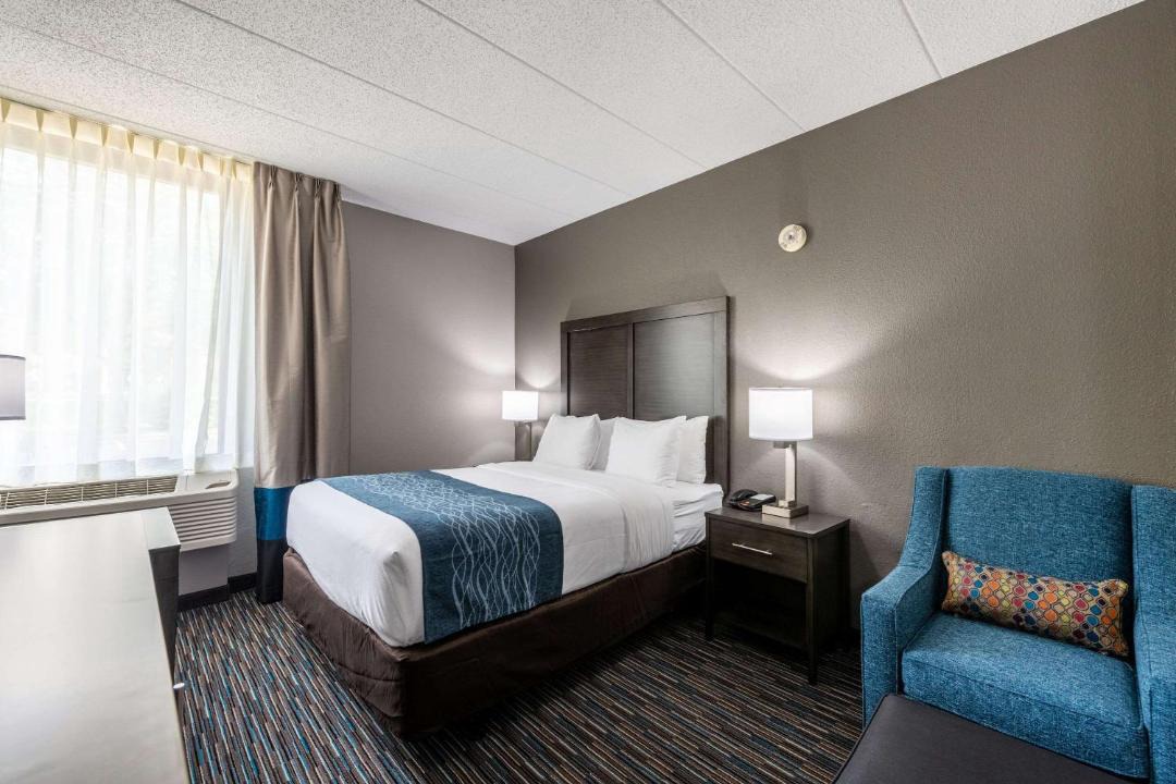 Photo of Bedroom in Schaumburg
