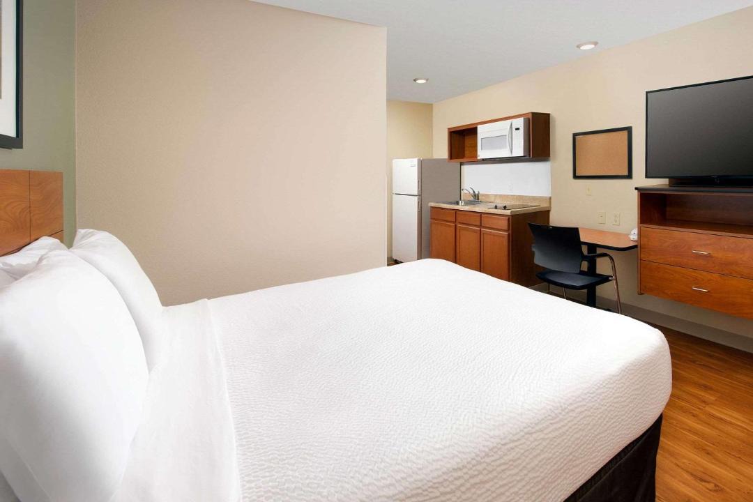 Photo of Bedroom in Romeoville