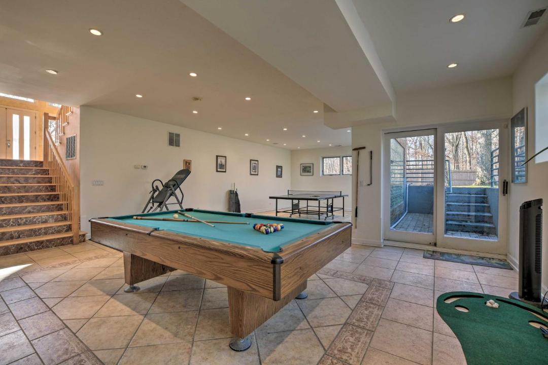Photo of Livingroom in Riverwoods