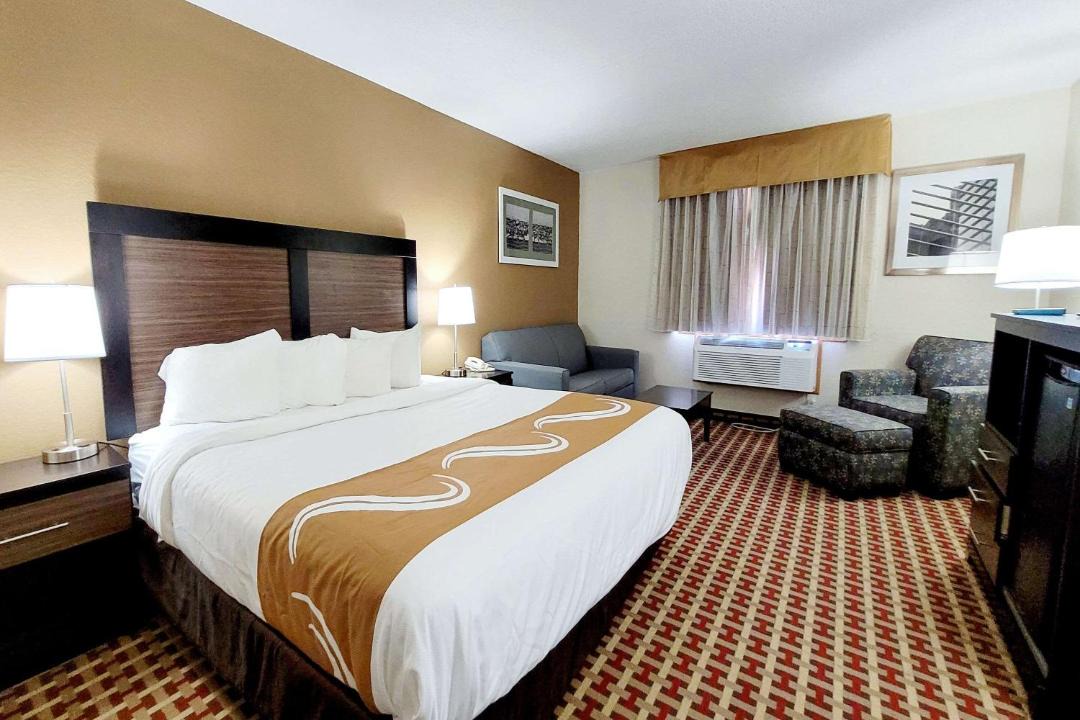 Photo of Bedroom in Marion