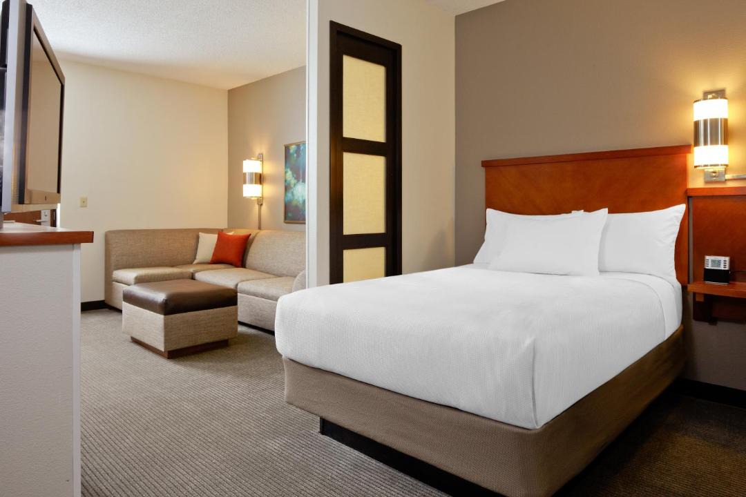Photo of Bedroom in Lombard
