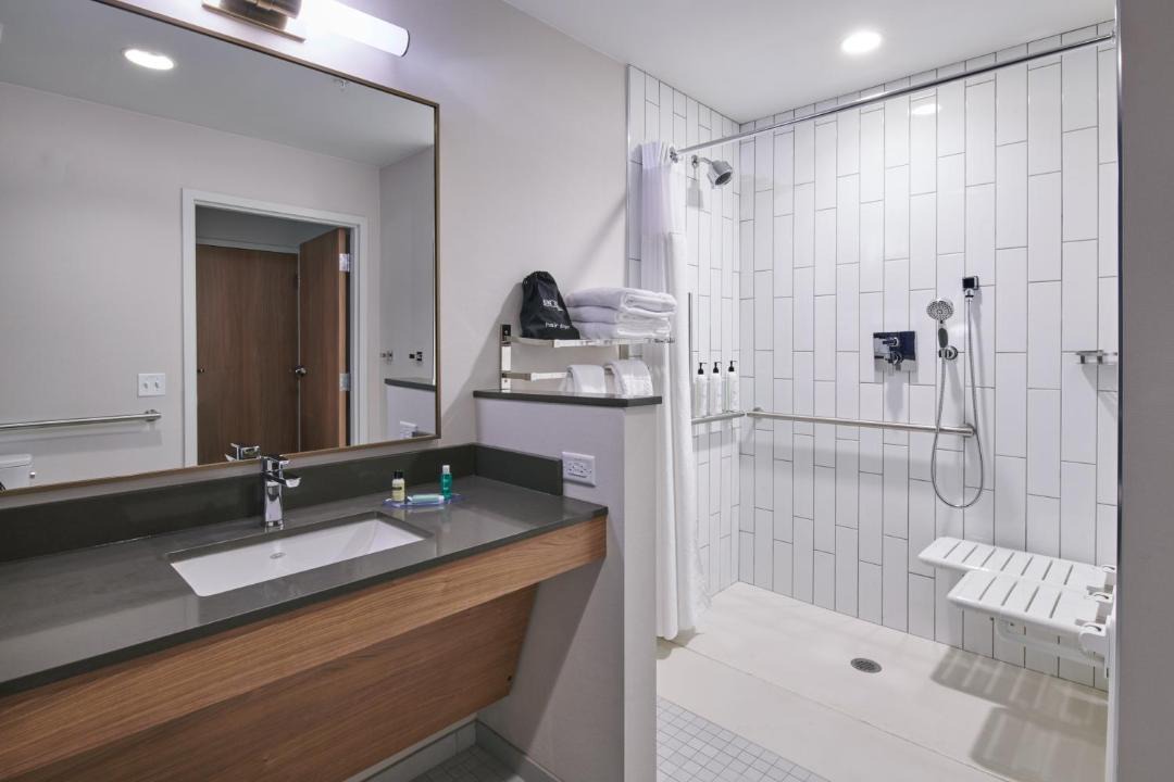 Photo of Bathroom in Des Plaines
