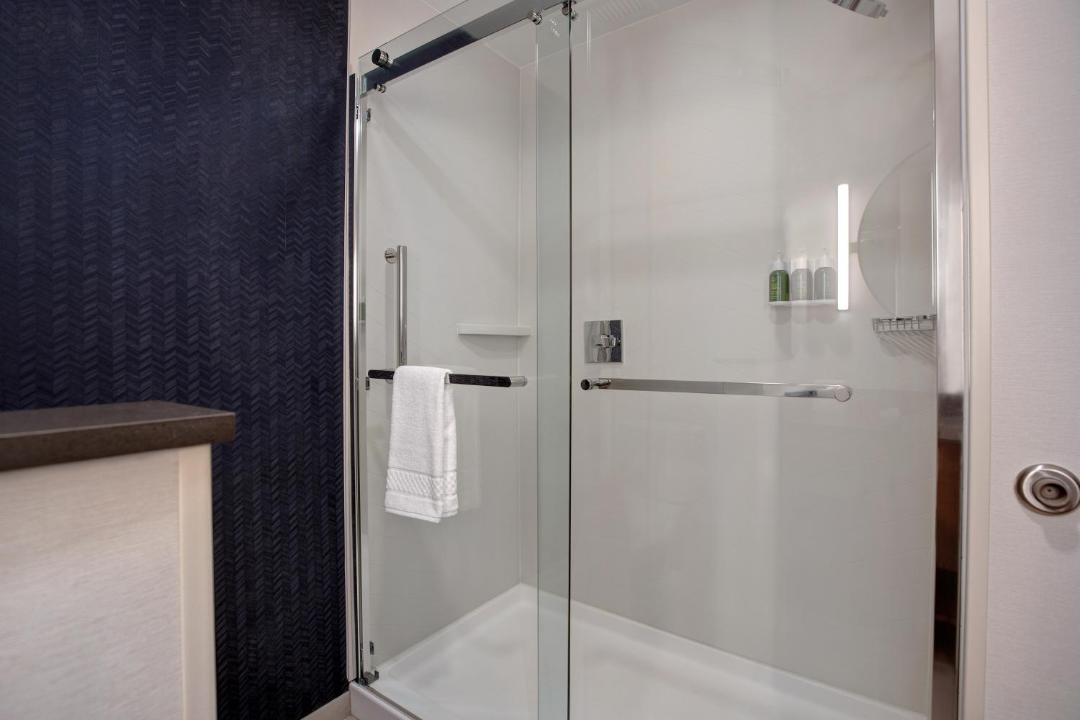 Photo of Bathroom in Bolingbrook