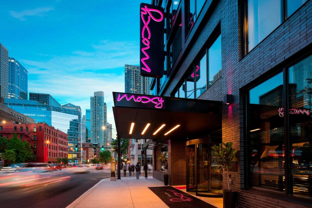 Photo of Others in Downtown Chicago